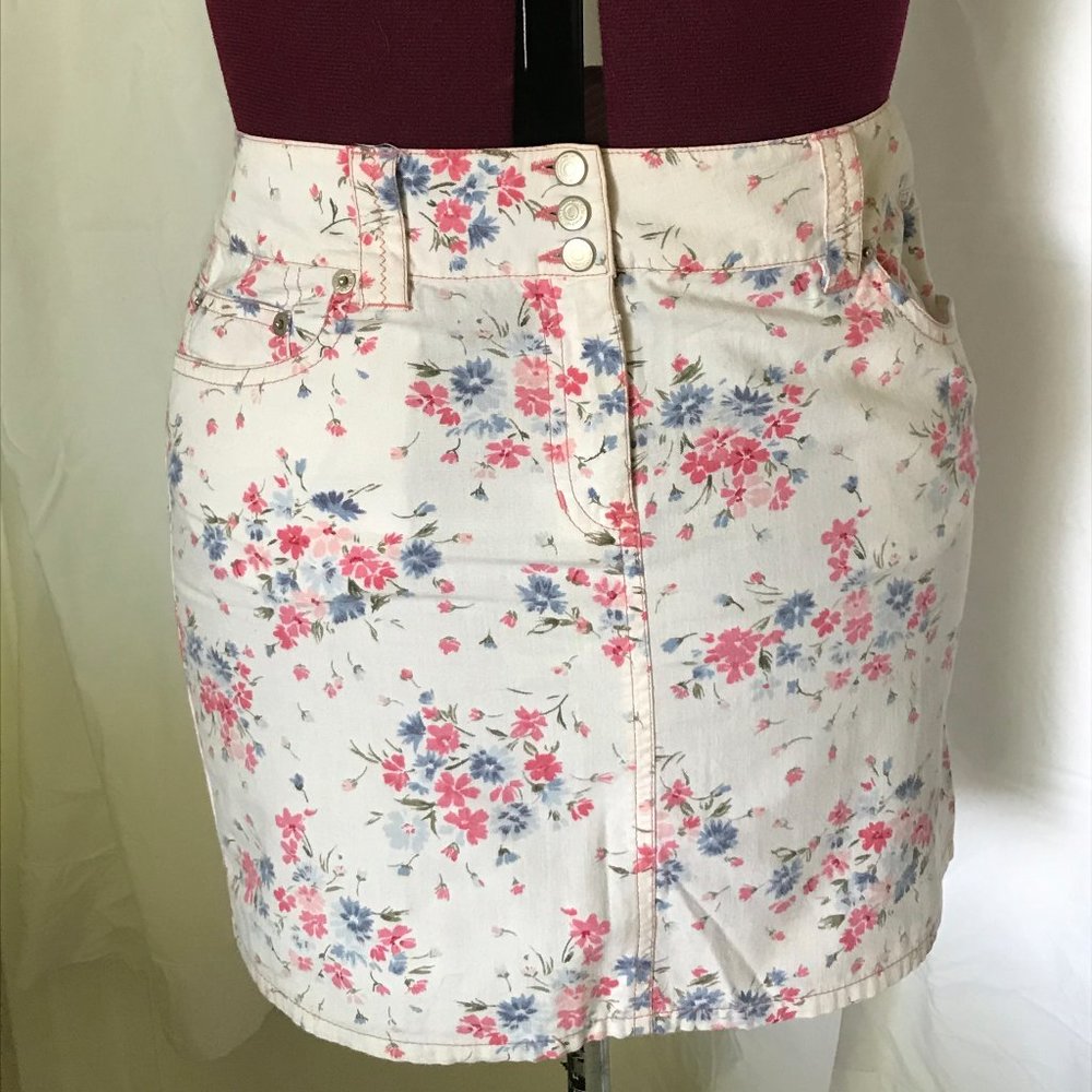 AnnTaylor Loft Petites White Floral Mini Skirt